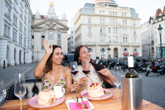 Candlelit Dinner Tour